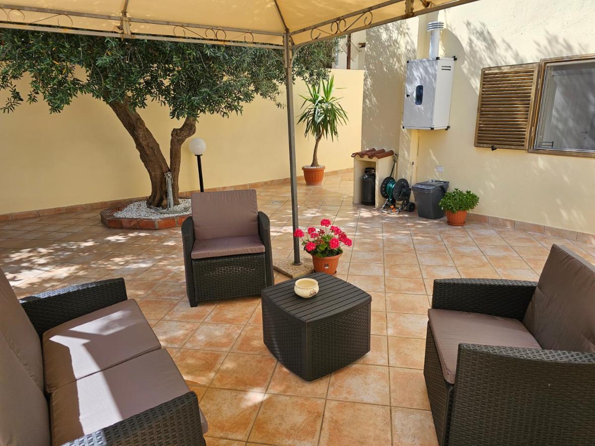 Valery House Lägenhet Cagliari Exteriör bild